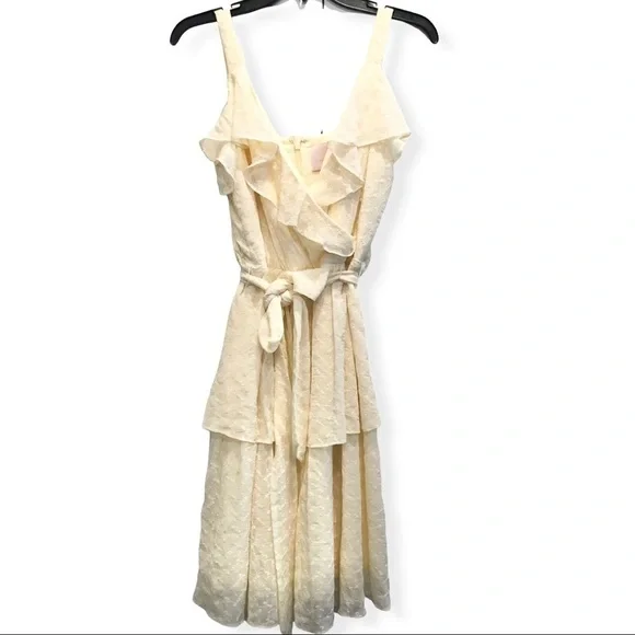 GAL MEETS GLAM Helena Light Yellow Eyelet Ruffle Dress Size 6P - Picture 4 of 8